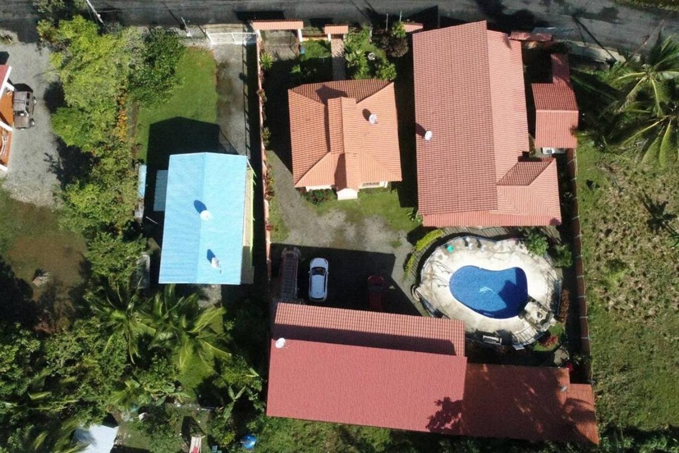 Poolside Beach House At Pangea Lodge Manzanillo  Exterior photo